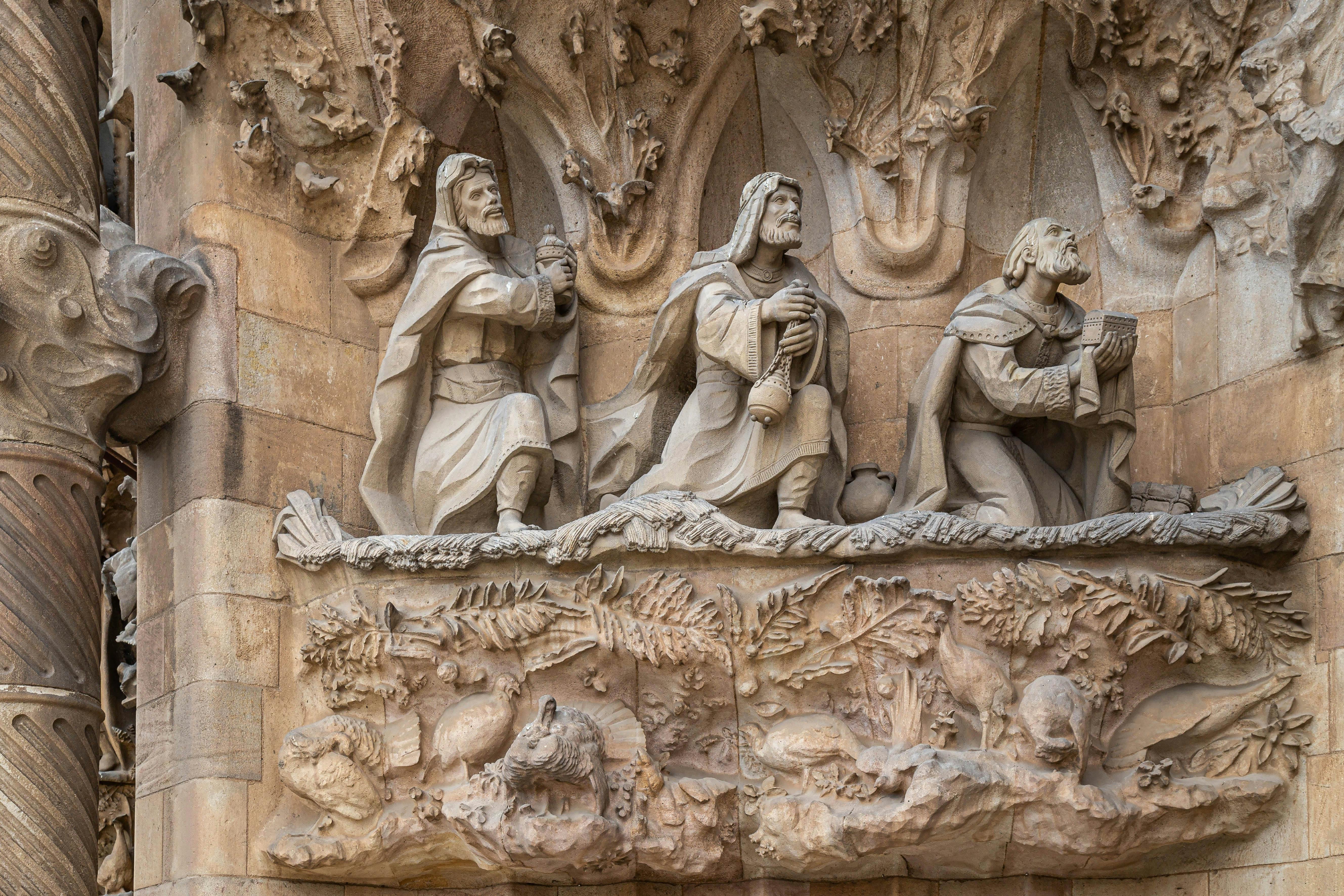 Fachada De La Gloria De La Sagrada Familia Simbolismo Historia Y M s